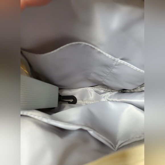 Tablet Sleeve Bag with Shoulder Strap Carrying Case, Shoulder Bag, or Pouch - Picture 8 of 9